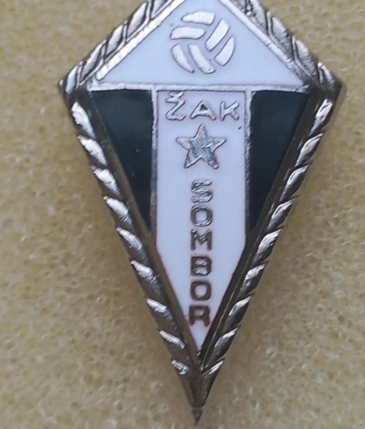 Акція до 30.01.2025. Значок. Сомбор. Югославія..