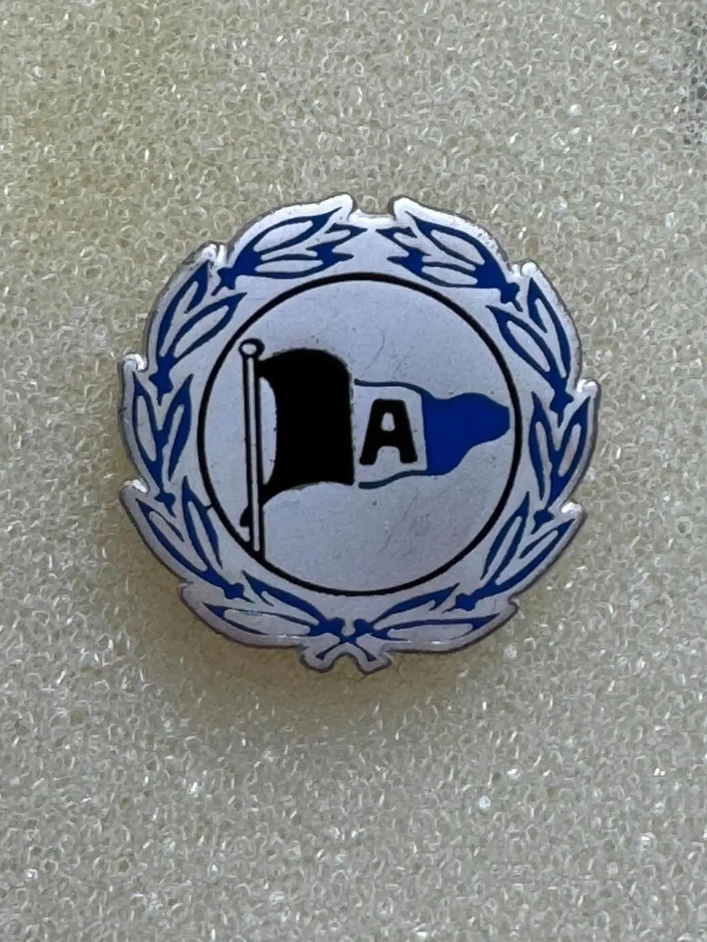 значок. армінія. німеччина..