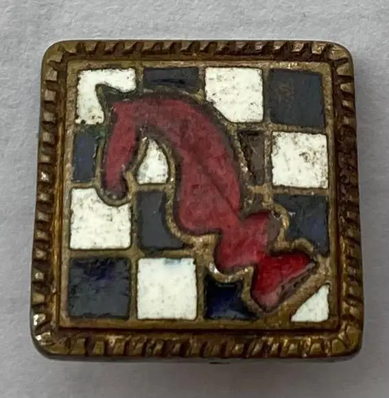 Значок. Шахи . Тяжкий метал.т.