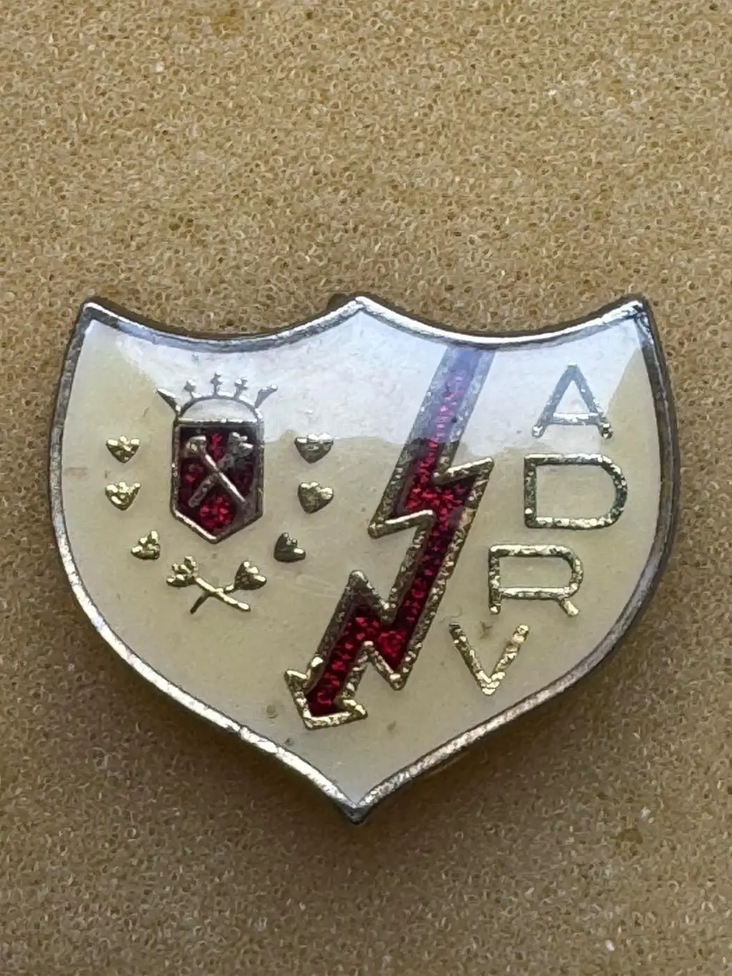 Акція до 10.03.2025.Значок. Район Вальєкано. Іспанія..