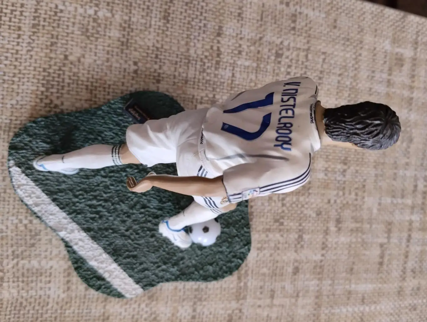 фігурка. ністелрой. реал мадрид.). 2