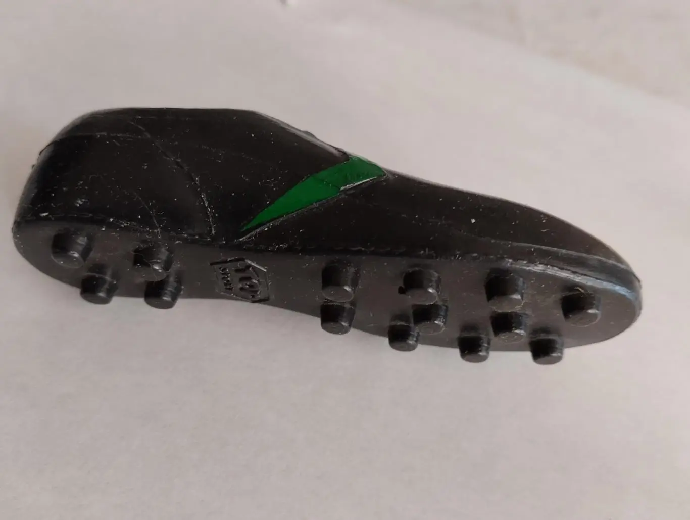 брелок. бутса.). 1