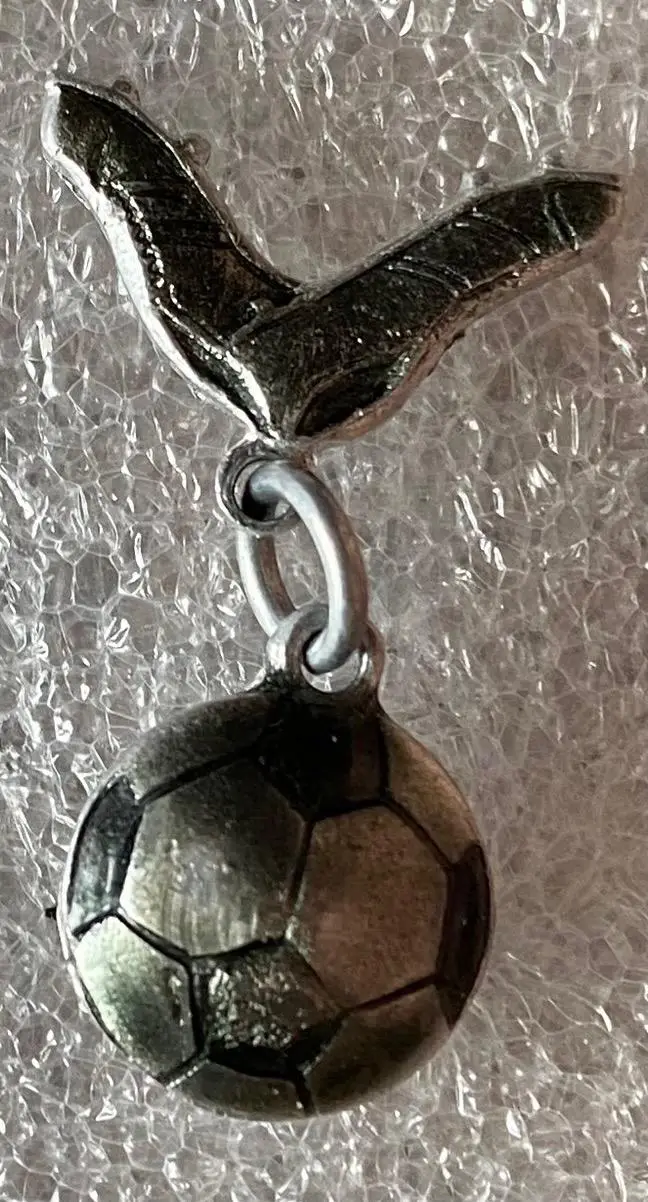 Значок- підвіска. Бутси.#.