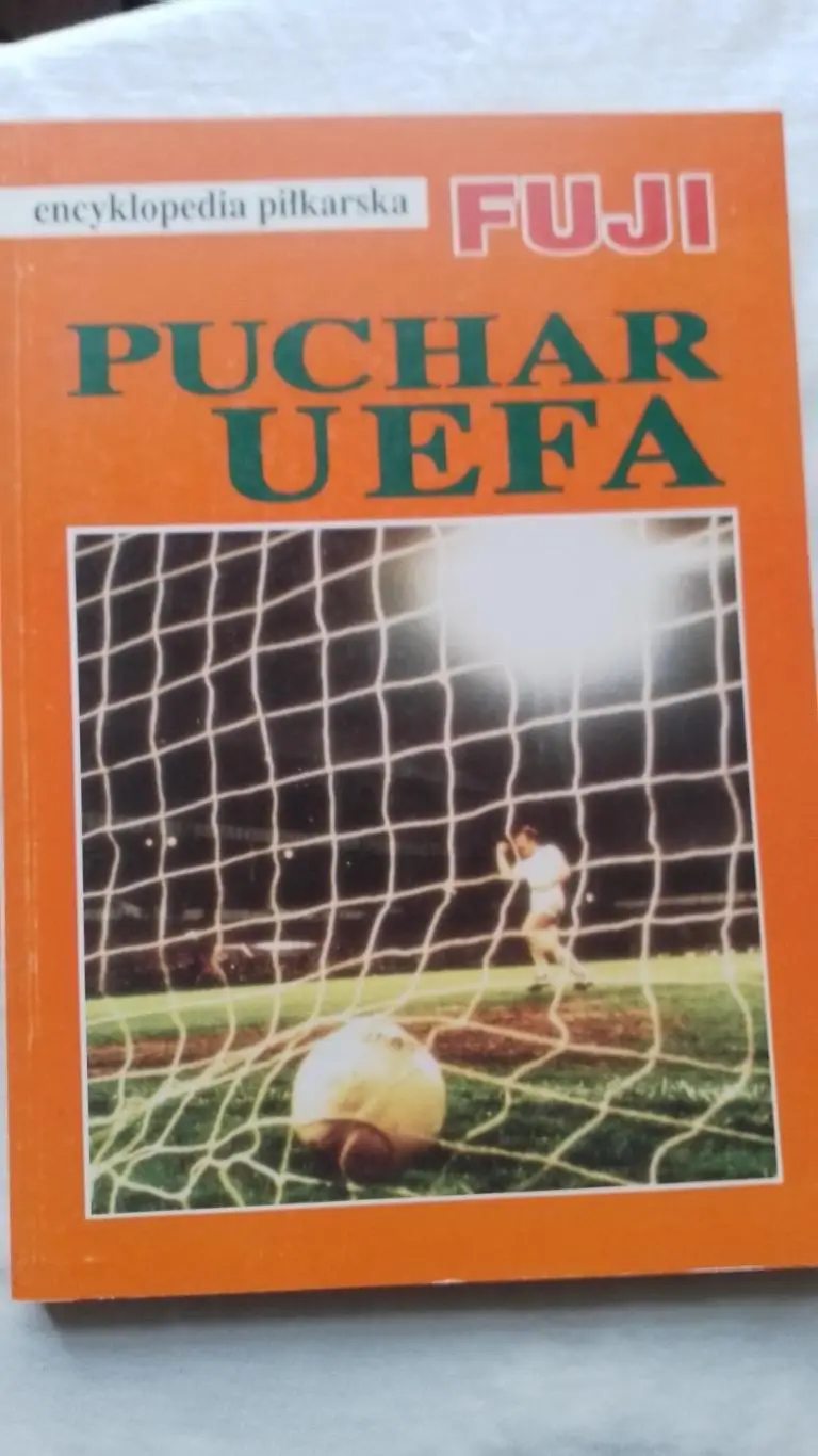 Енциклопедія фуджі. Кубок уефа.к.