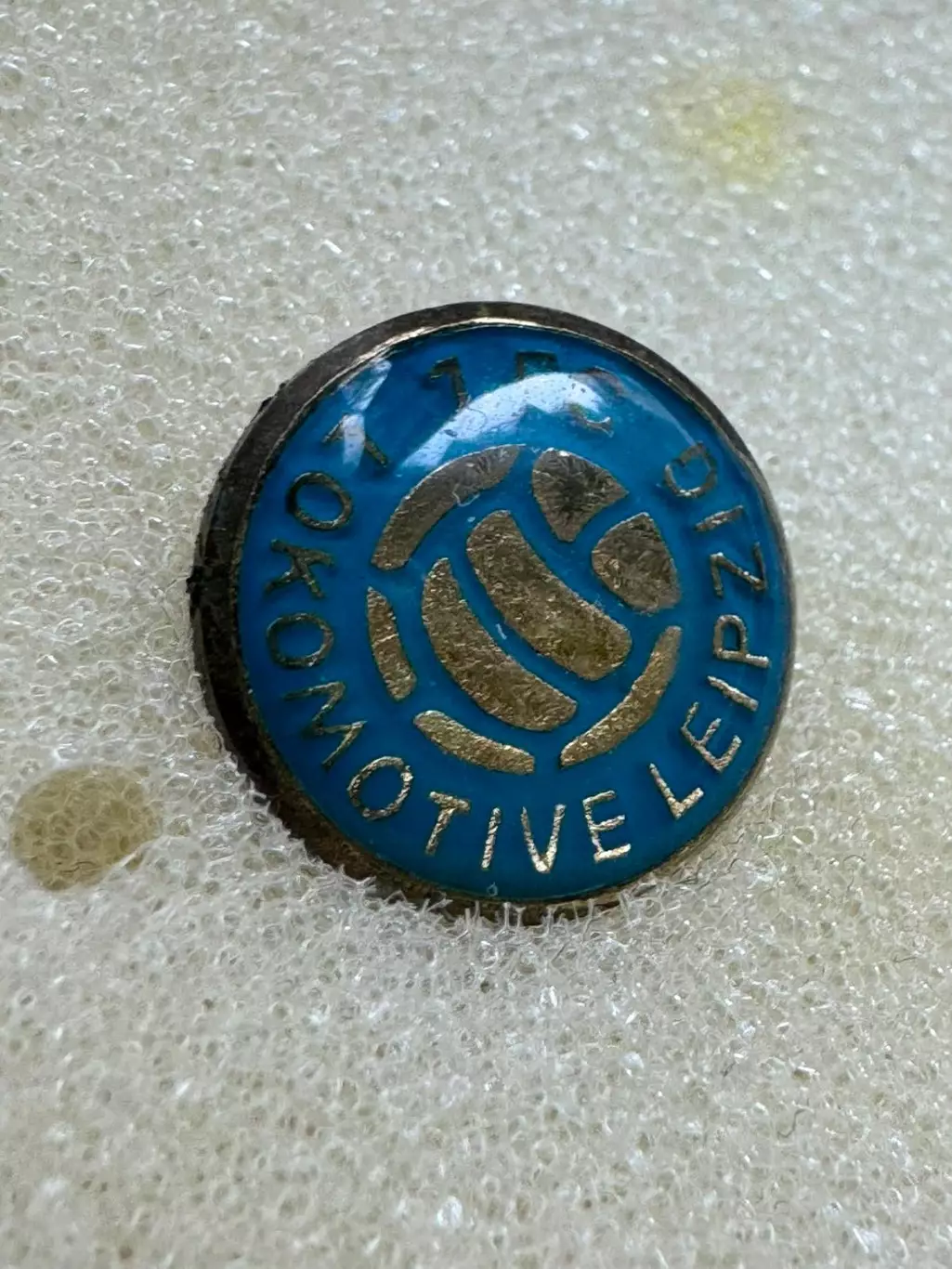 Акція до 15.08.2025. Значок. Локомотив Ляйпціг..