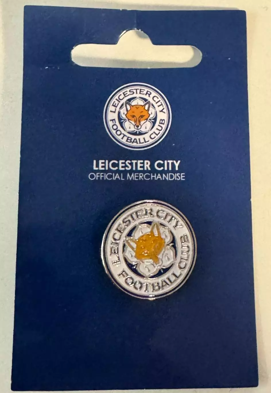 значок. лестер. англія. офіційний..