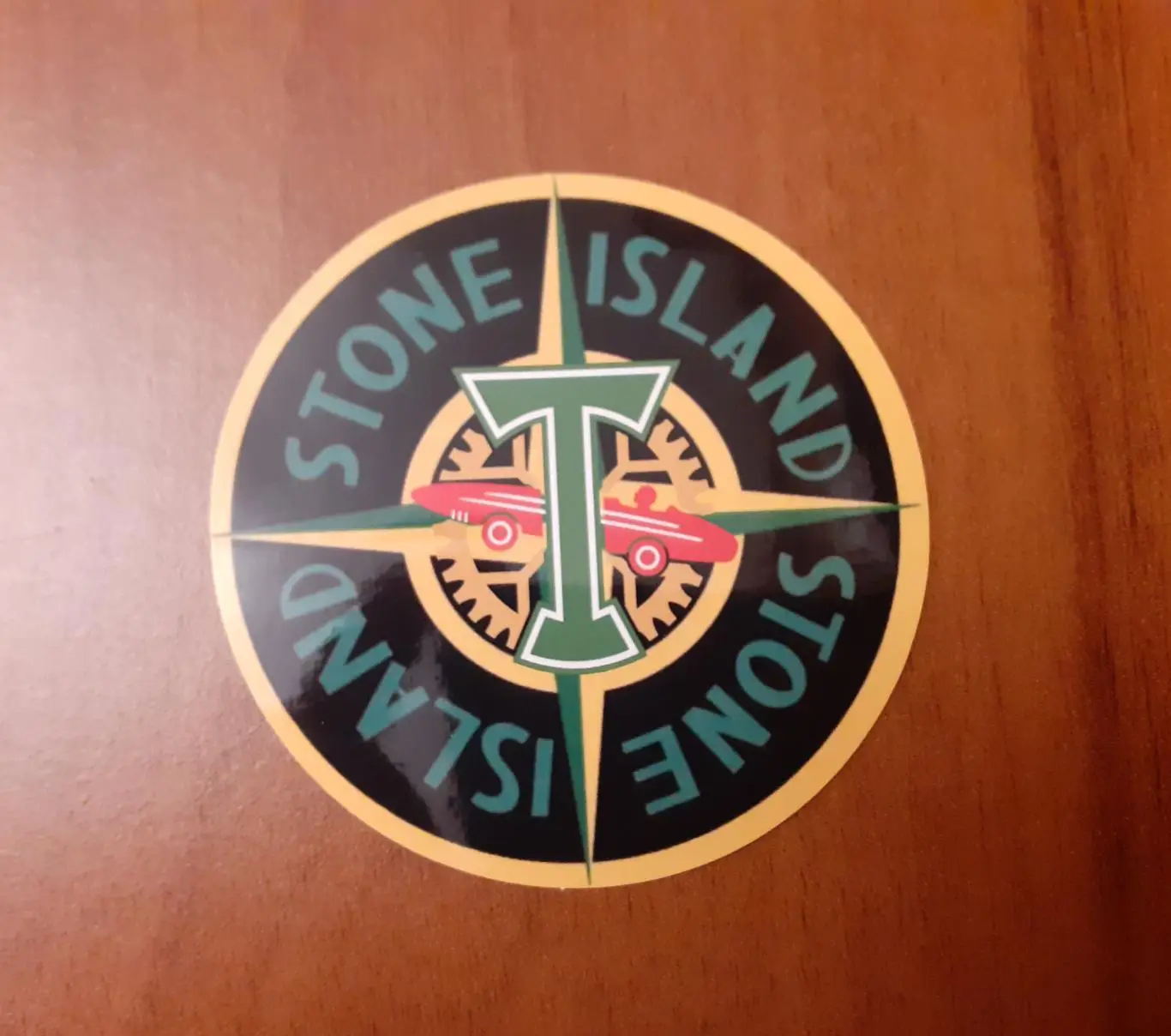 Стикер фанатский Торпедо Москва. Stone Island.