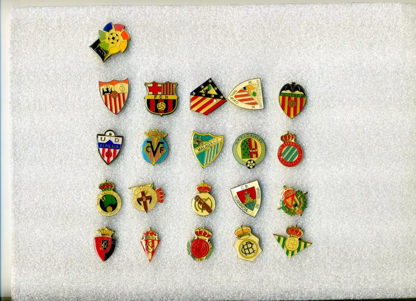 Ла Лига Испания 21 знак - Барселона Реал Мадрид Атлетико Валенсия Севилья Бетис