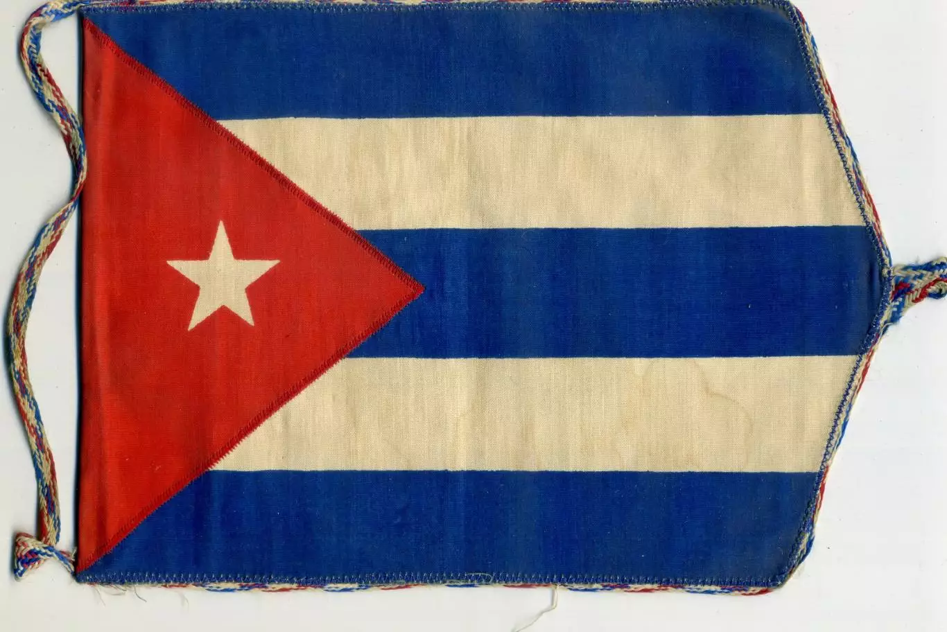 Вымпел Футбольная Ассоциация Кубы