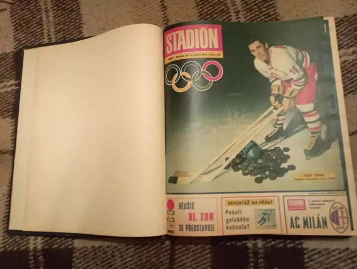 Stadion Стадион ЧССР 1972 - комплект журналов в книге № 1-52 + приложение 1