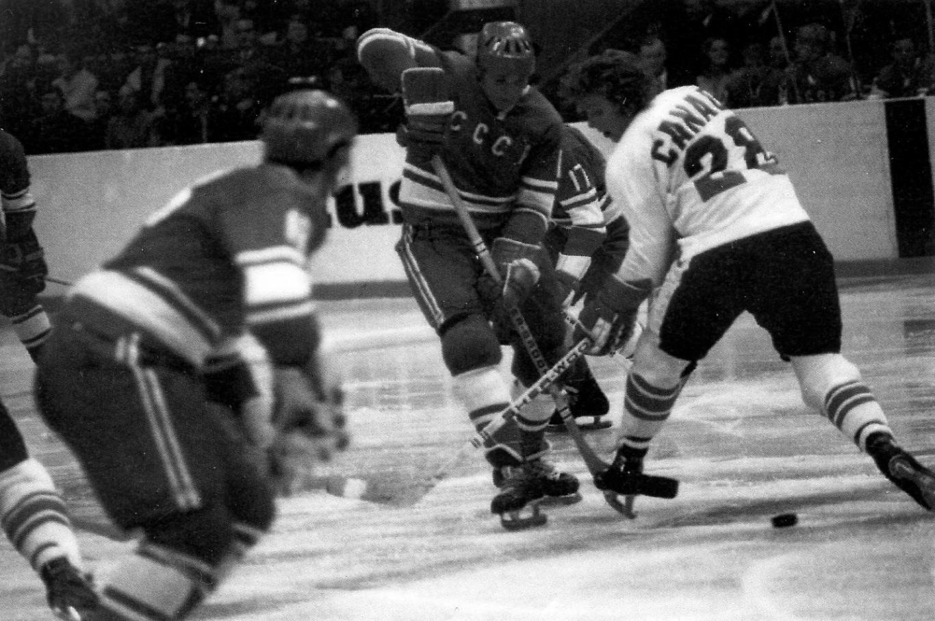 Хоккей - Суперсерия СССР - Канада 1972 - Александр Мальцев - Бобби Кларк