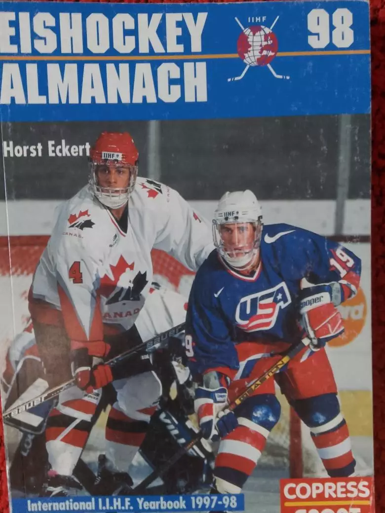 Хоккей на льду - Альманах 98 Интернациональный ежегодник 1997-98 196с. г. Мюнхен