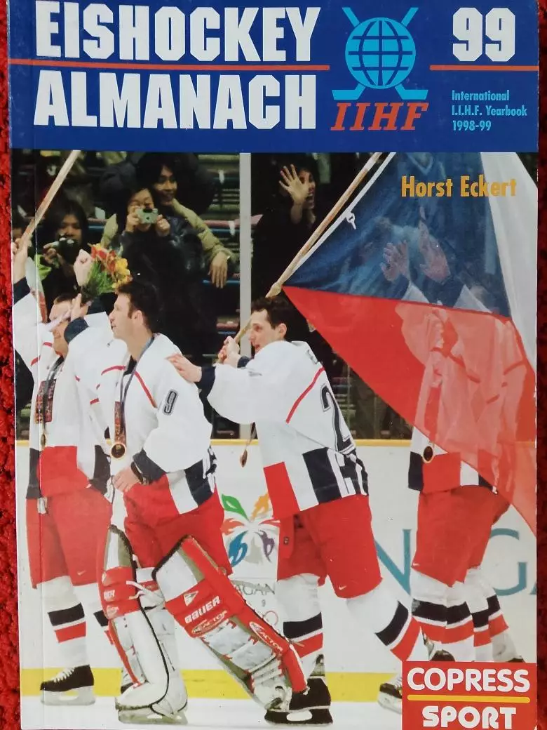 Хоккей на льду - Альманах 99 Интернациональный ежегодник 1998-99 196с. г. Мюнхен