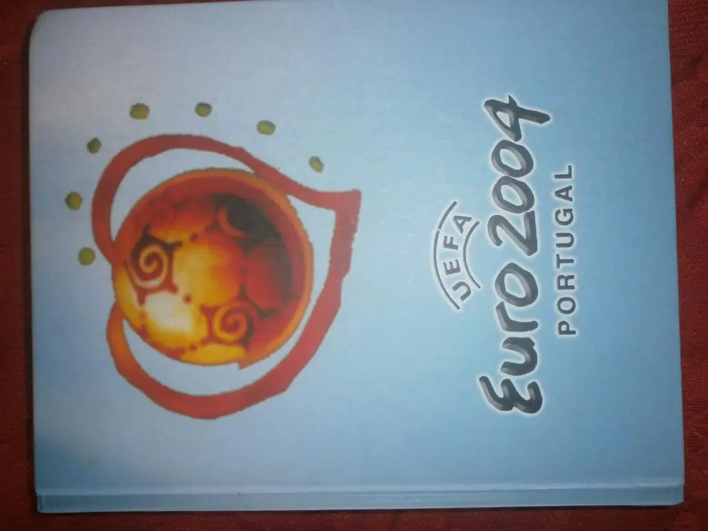 А. Сточик, С. Затравкин 12 чемпионат Европы по футболу 2002-2004 318с.