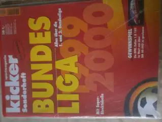 Бундеслига 1999-2000 248с. Есть постеры на стр. А-4