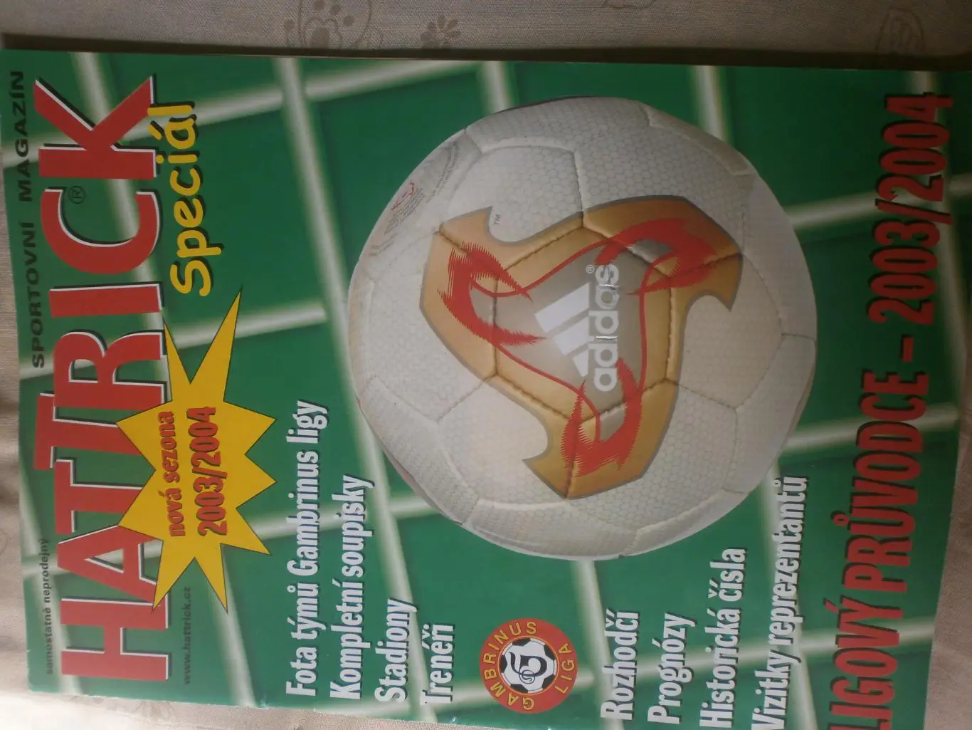 ЖУРНАЛ Хет трик спец.вып.чем. Чехии 2003\04 90с Есть постеры на стр. А-4