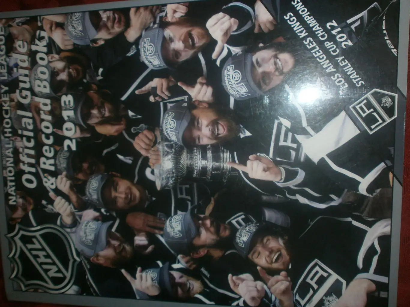 Хоккей НХЛ Официальный справочник - 2013г. 664с. 2- вид