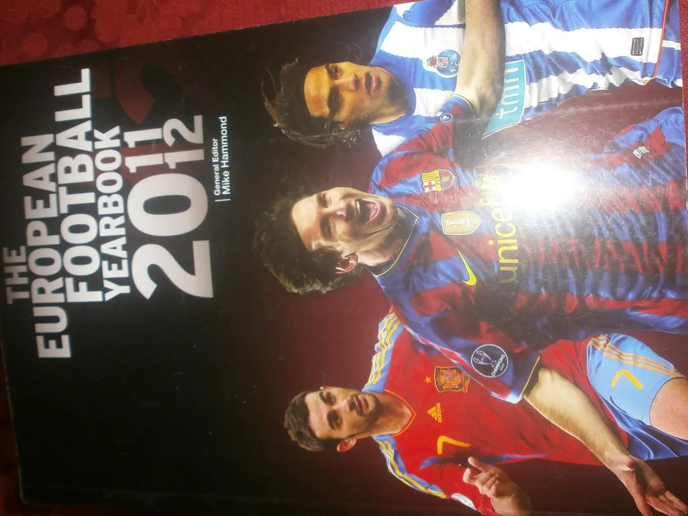 Европейский футбольный ежегодник 2011\012 1072с.
