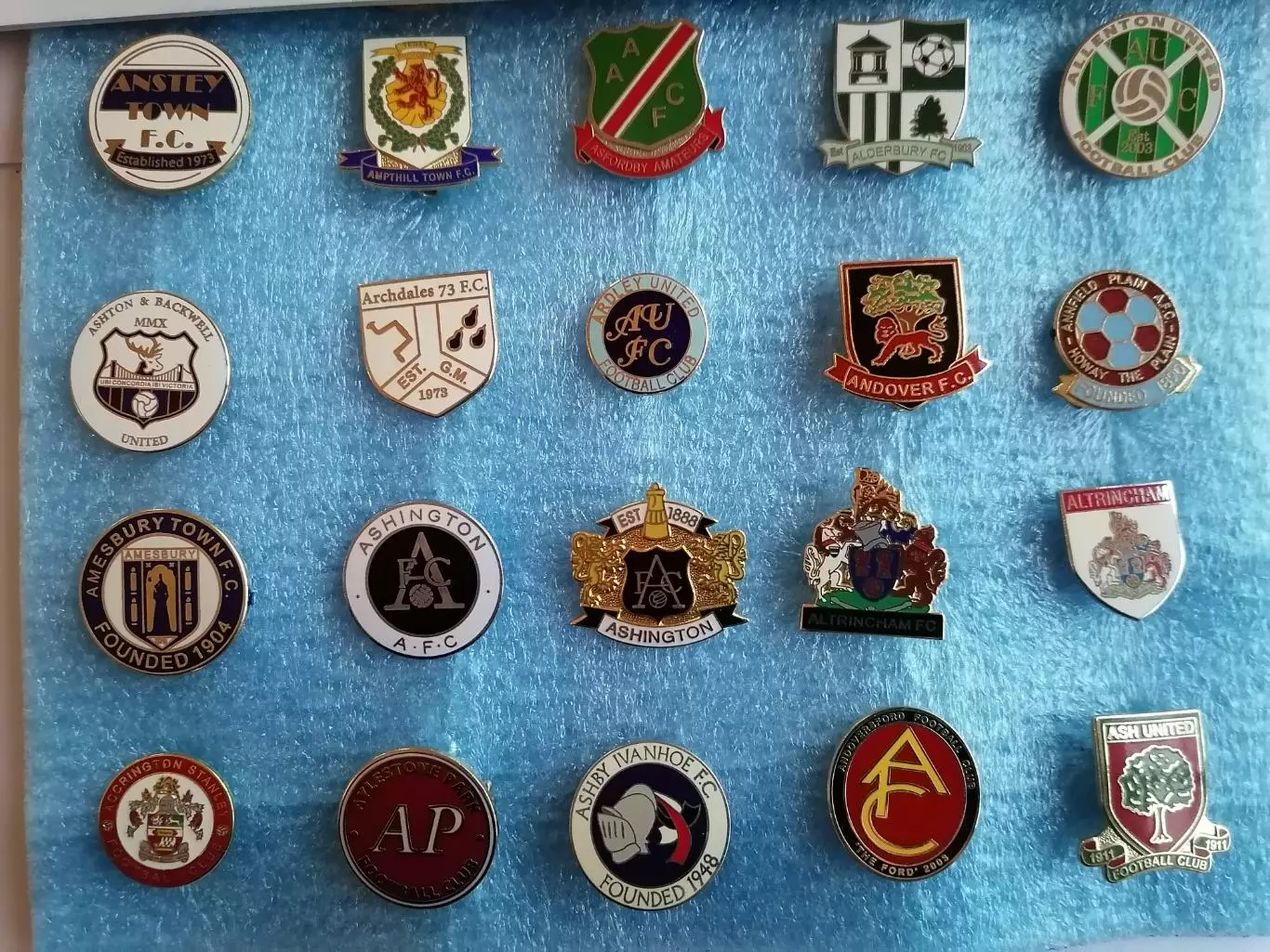 Значки футбол Англия А 2