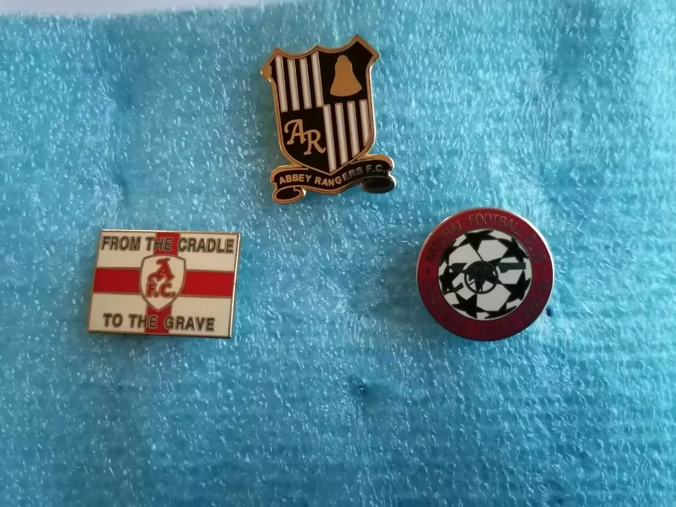 Значки футбол Англия А 3