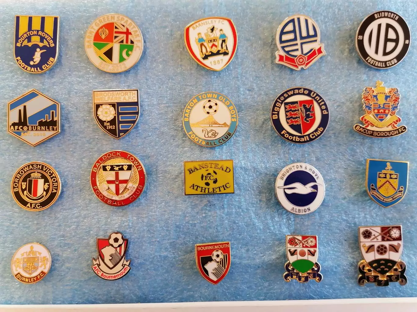 Значки футбол Англия B 4