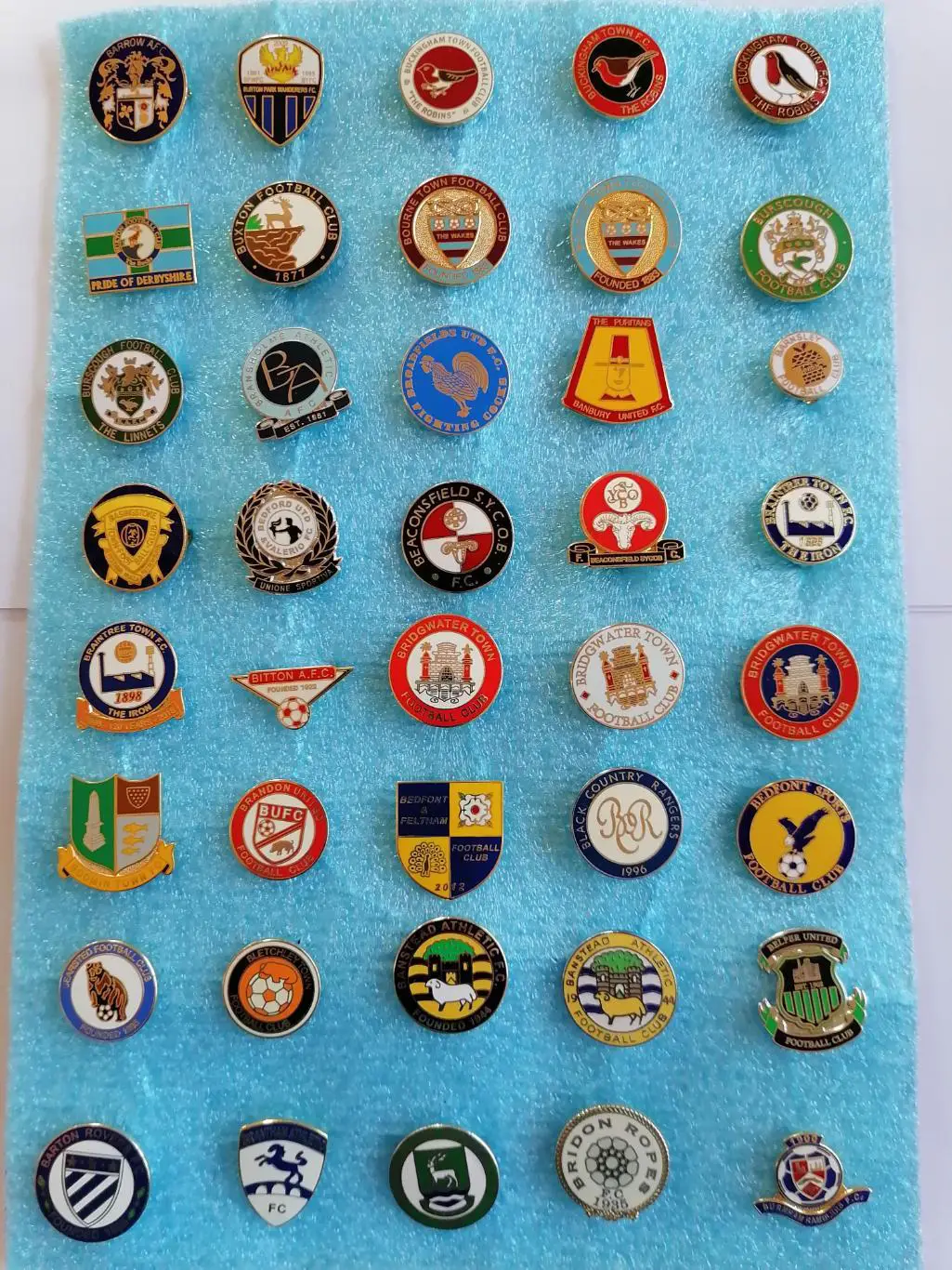 Значки футбол Англия B-2