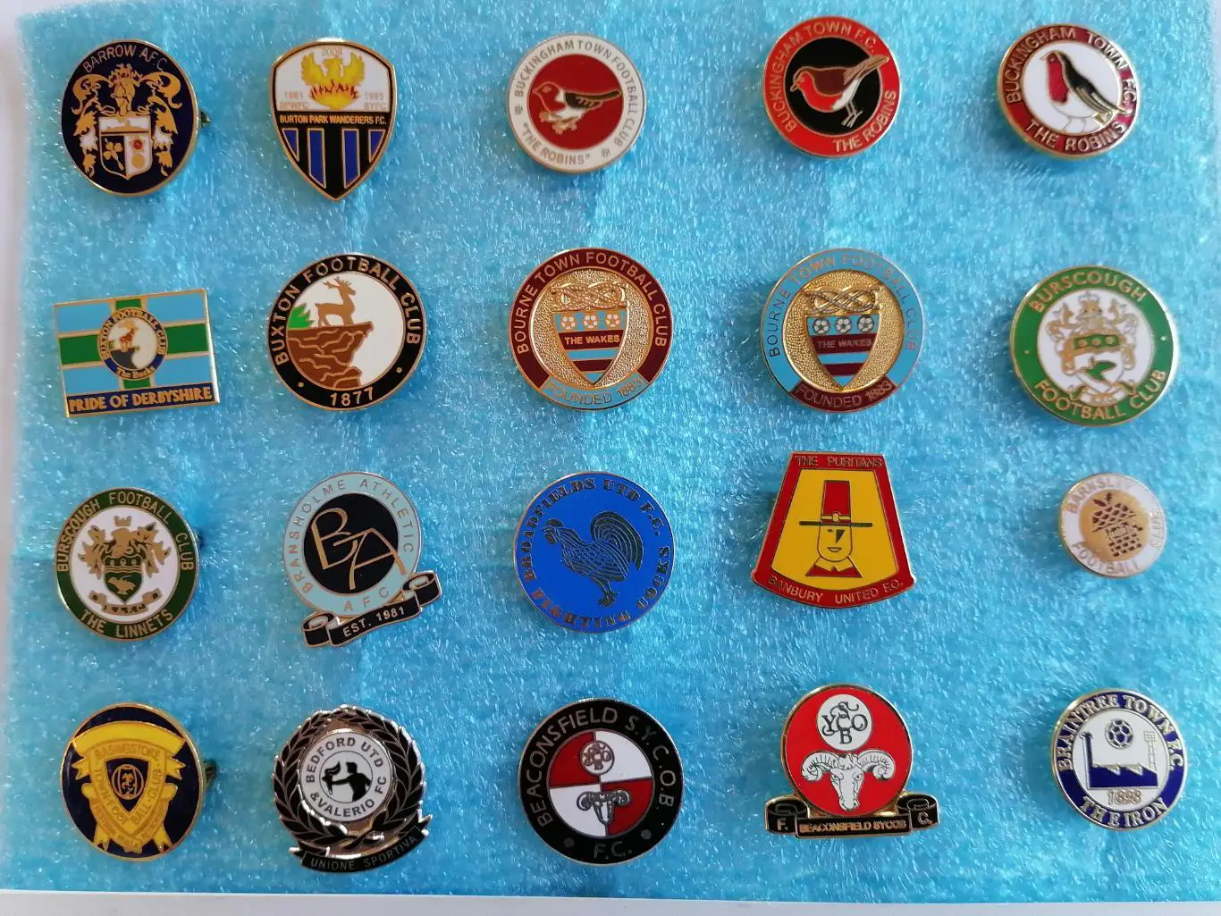 Значки футбол Англия B-2 1