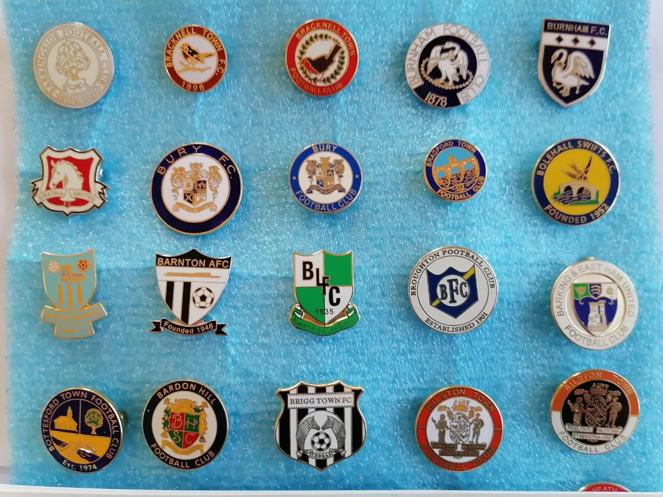 Значки футбол Англия B-2 4