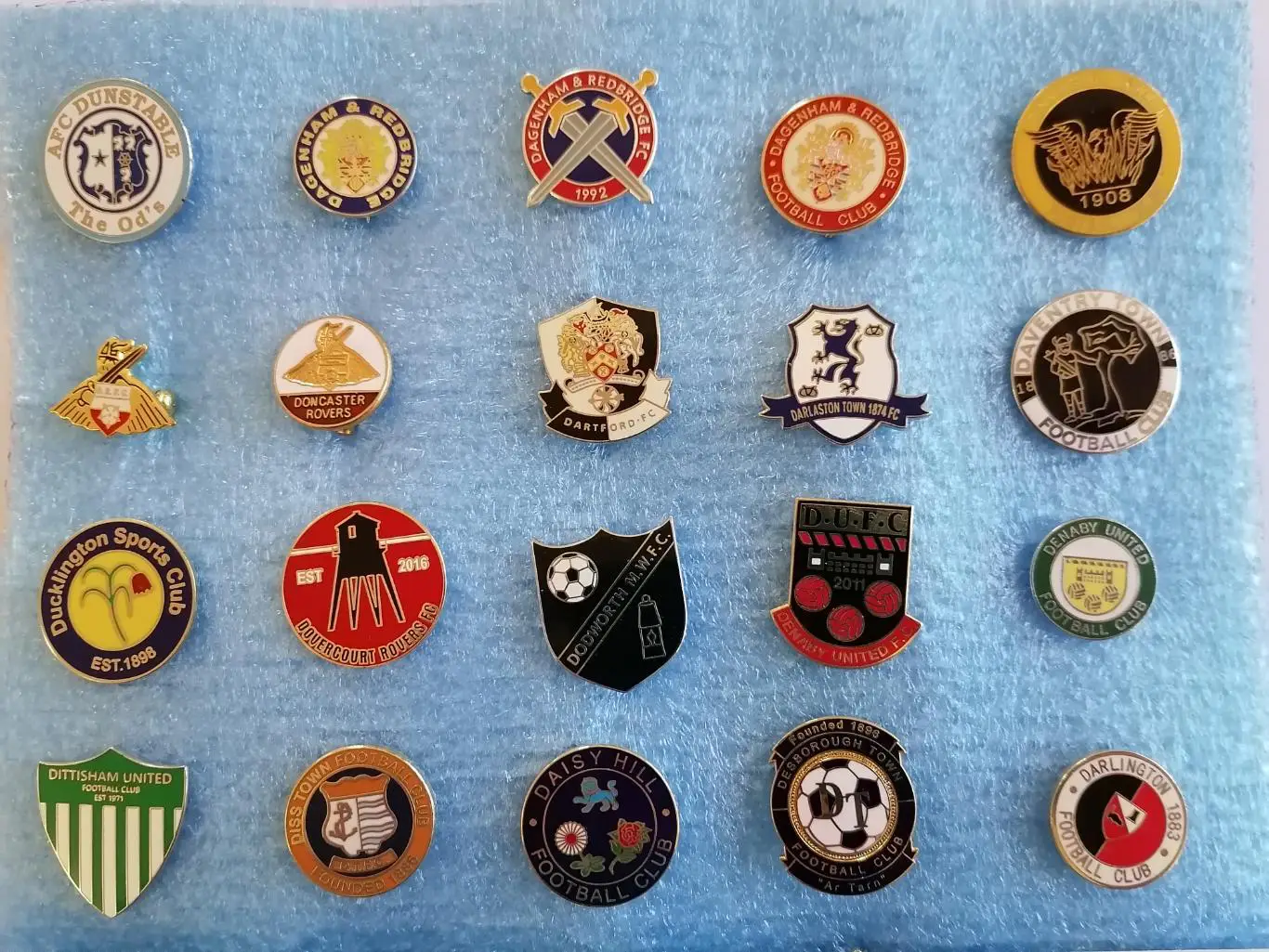 Значки футбол Англия D 1