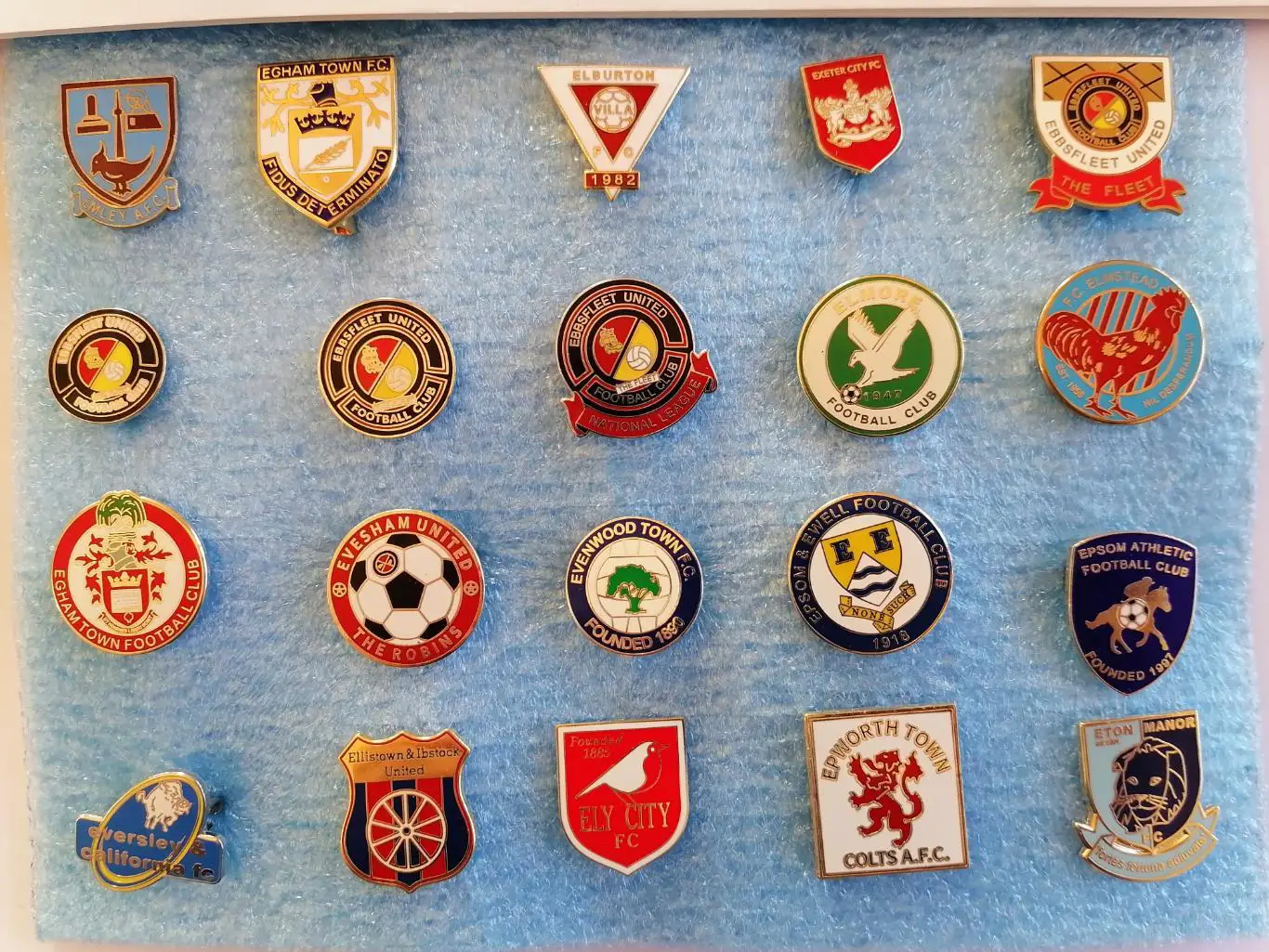 Значки футбол Англия E 2