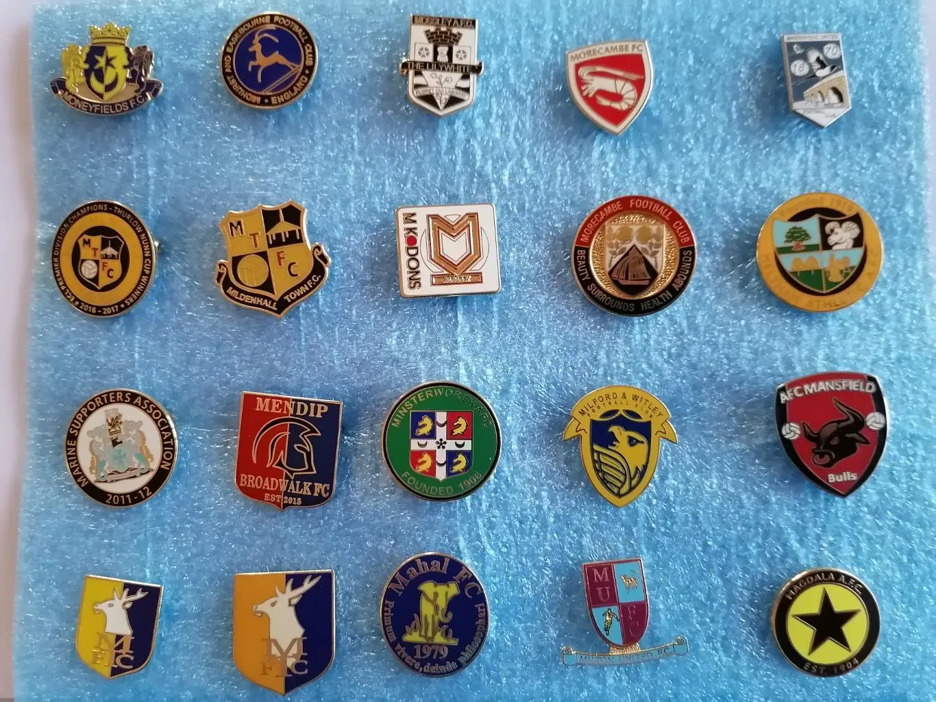 Значки футбол Англия M 1