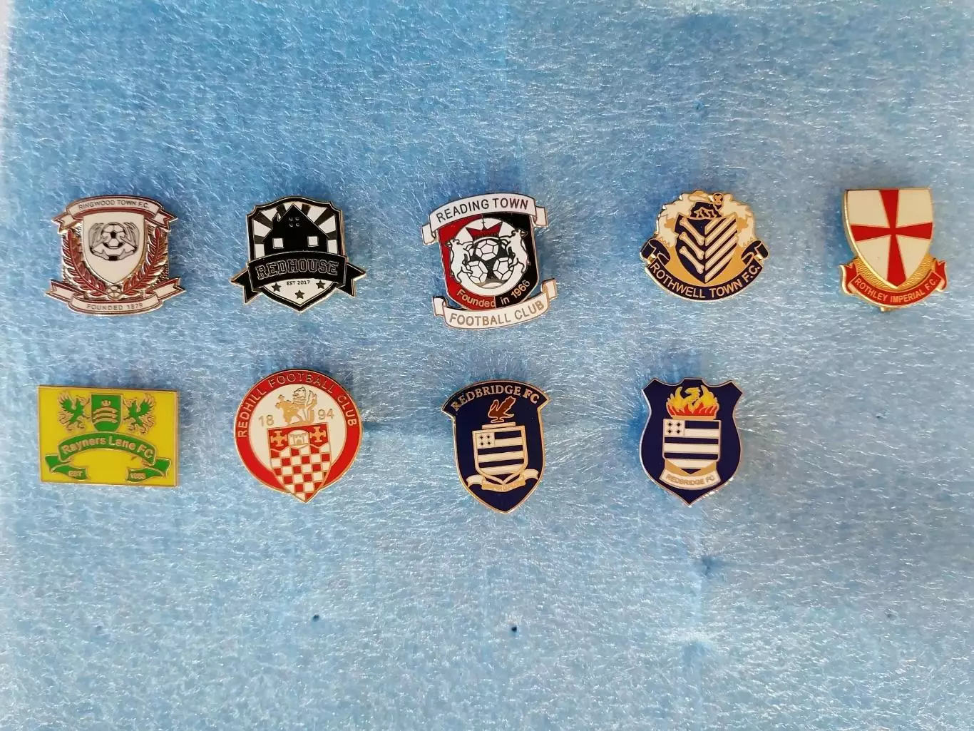 Значки футбол АнглияR S T U V