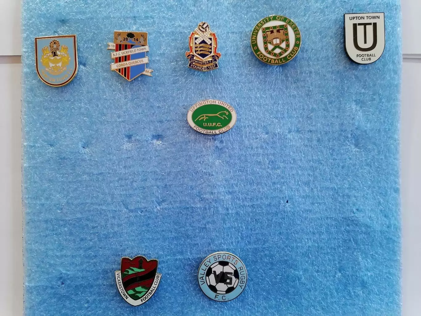 Значки футбол АнглияR S T U V 5