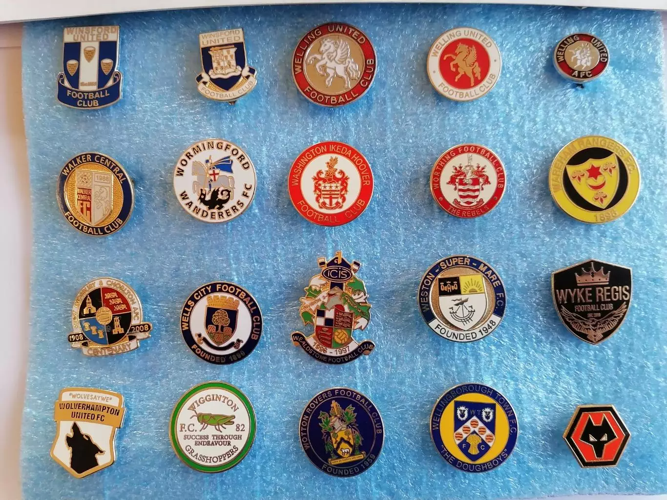 Значки футбол Англия W 2