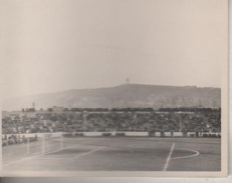 фото футбол болельщики на тр стадион Локомотив г.Красноярск 1962г. черно-белая