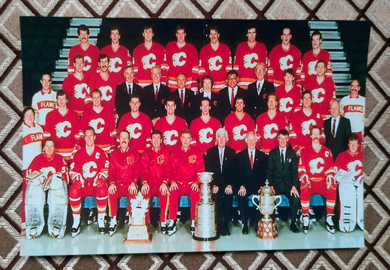 Фото Калгари Флеймз