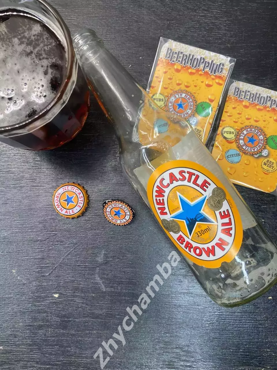 значок пивная пробка Newcastle Brown Ale (Ньюкасл) 1