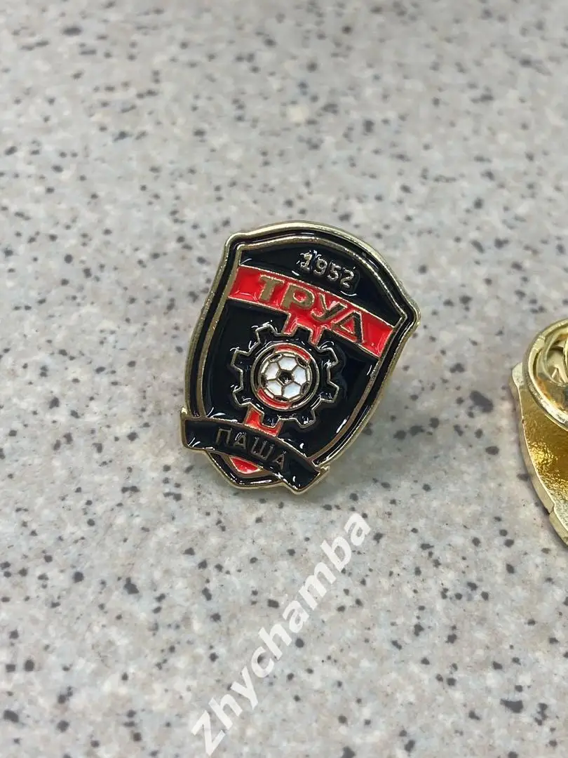 значок фк Труд Паша, Лен. Область (Россия) 1