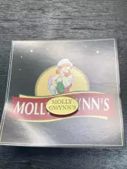 значок Паб «Молли Гвиннз» (Molly Gwynn`s) Москва, Россия №2