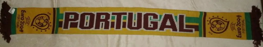 Футбол. Шарф Португалия на Евро 2004 - официальная продукция турнира