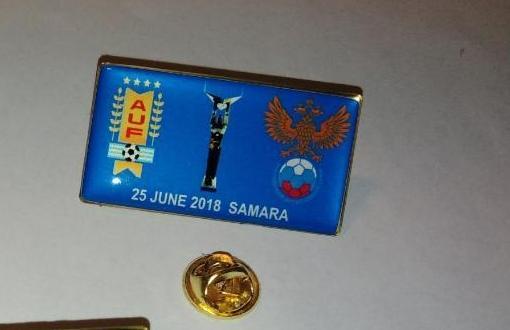 Футбол. Матчевый Значок Россия - Уругвай - Чемпионат Мира 2018 Самара