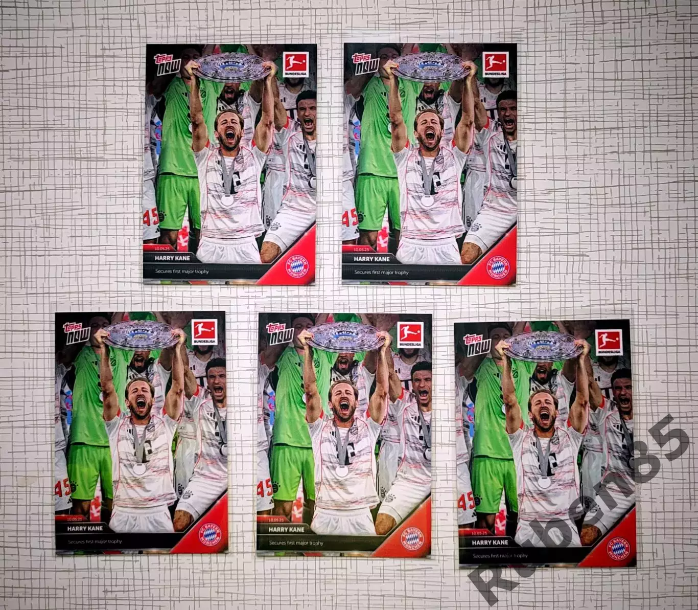 Эксклюзивная Карточка Харри Кейн - первый трофей Topps (panini)