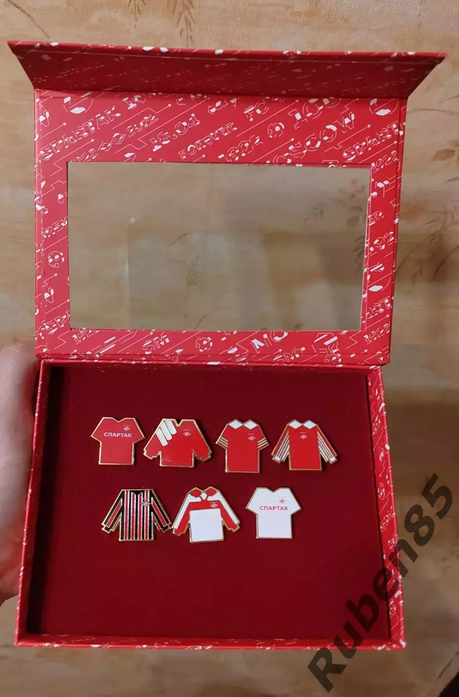 Футбол Значки Спартак Москва - Майки, футболки - набор 7 знаков 1