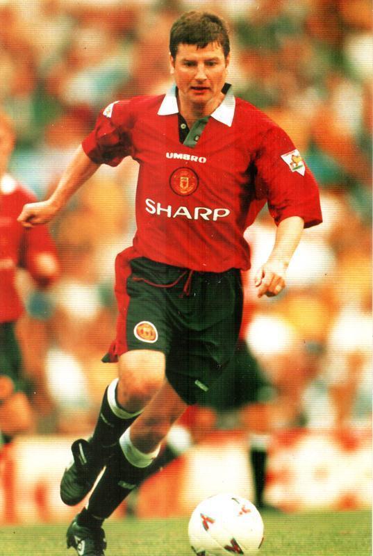 1996 / 97. Манчестер Юнайтед. Клубная открытка. Денис Ирвин