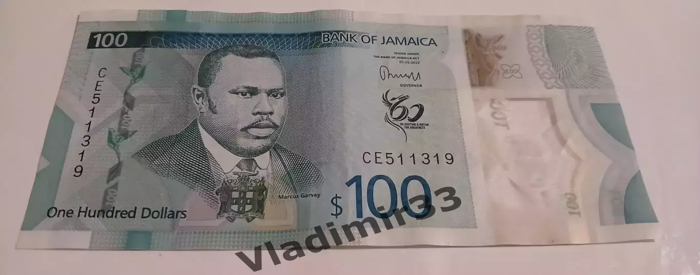 100 долларов. Ямайка