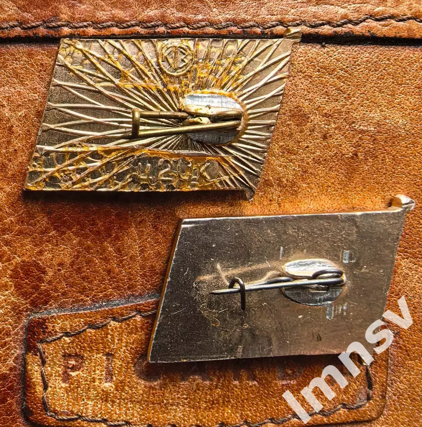 ЦСКА два значка с орденом Ленина (продаётся пара) 2