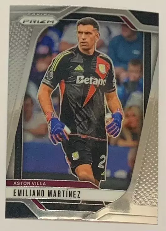 Карточка Эмилиано Мартинес Астон Вилла