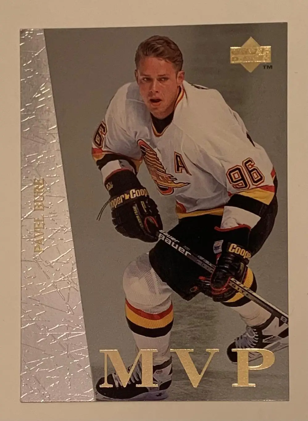 Карточка Павел Буре Ванкувер Кэннакс FLEER Ultra NHL 1995-1996