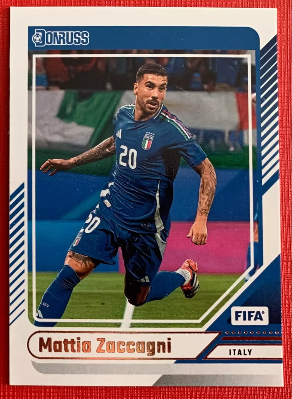 Карточка Маттиа Дзакканьи Италия