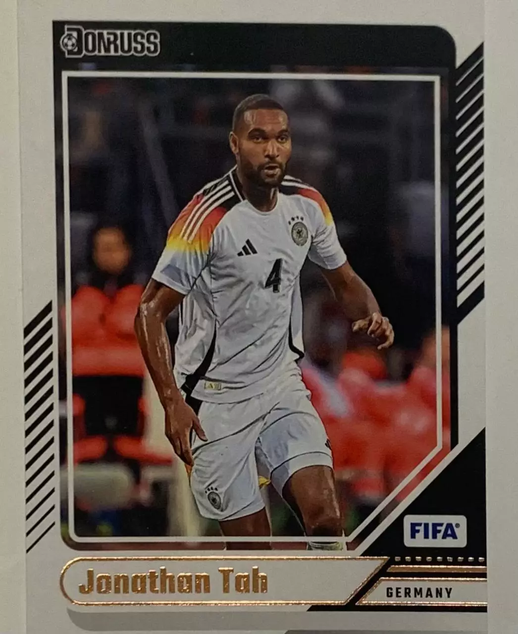Карточка Джонатан Та Германия